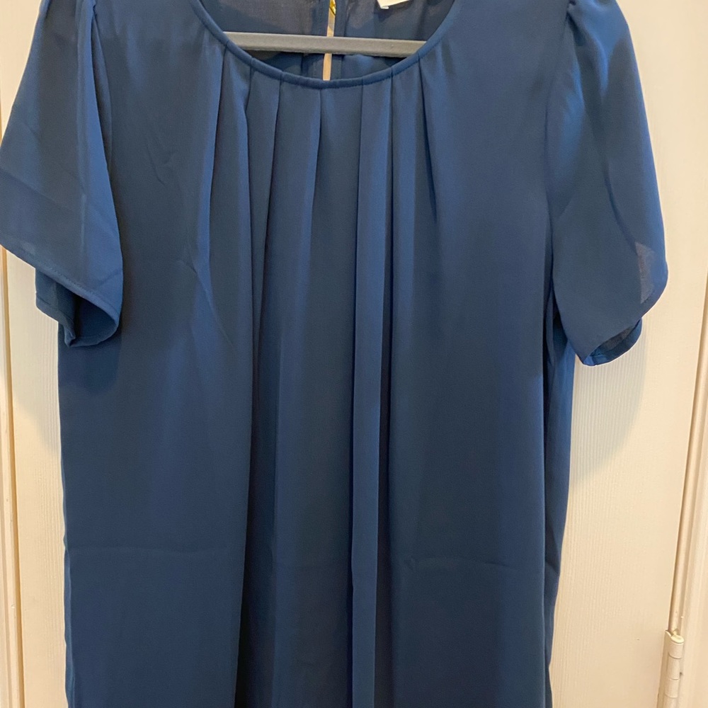 Zenana xl navy top. Short sleeve. New never worn.
